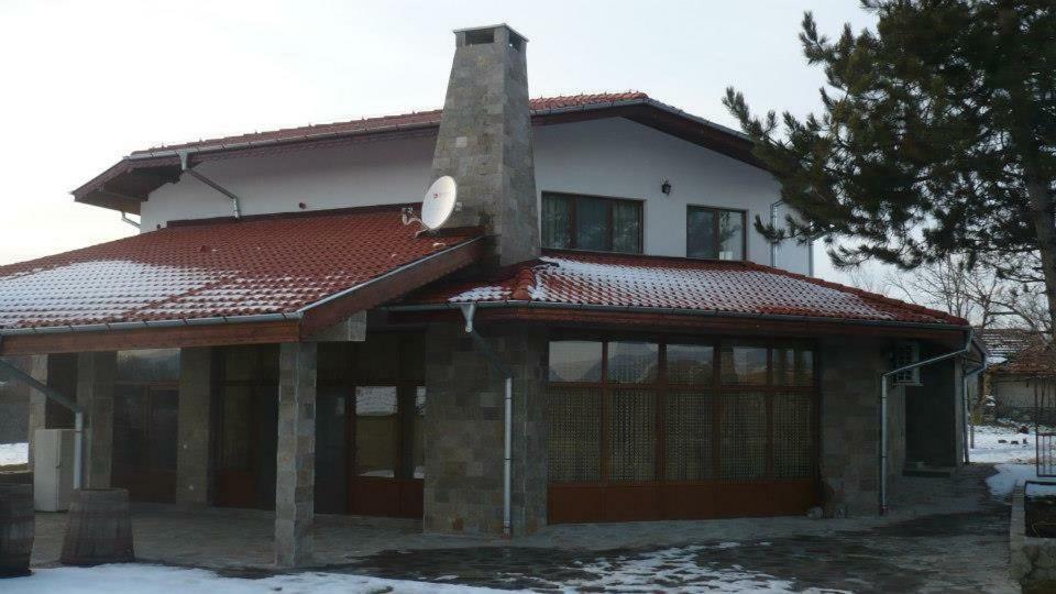 Вила Дъбовец Dubovets Zewnętrze zdjęcie